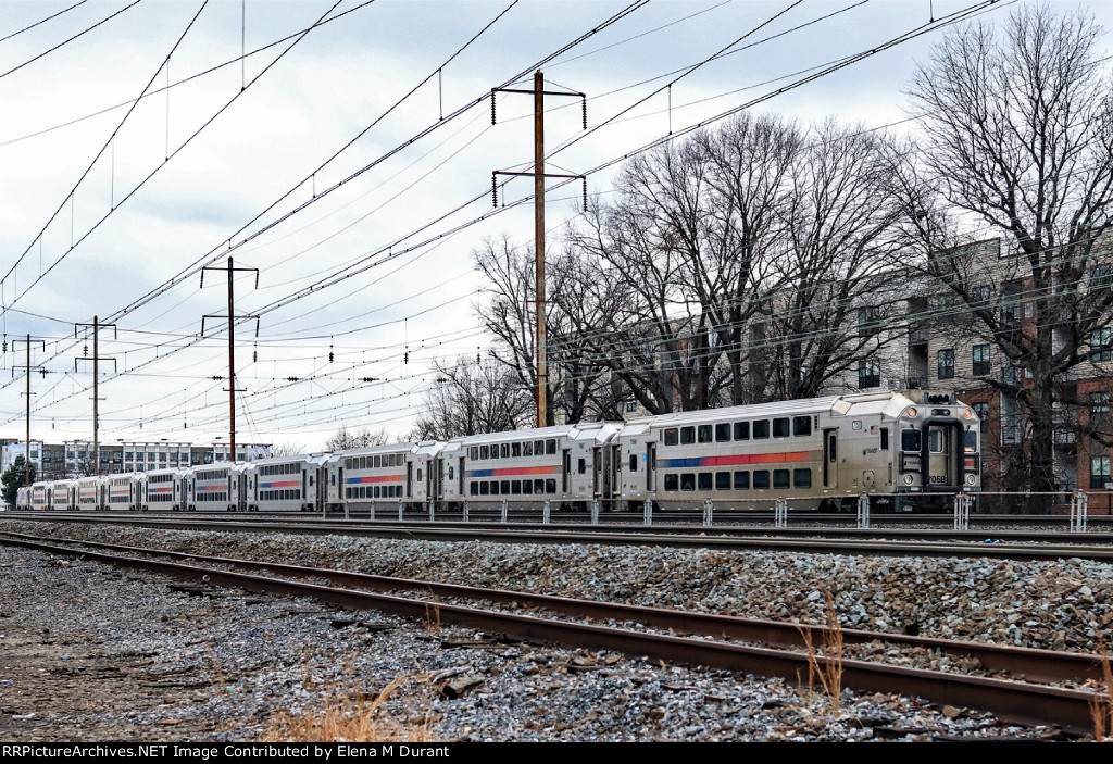 NJT 7058 on train 7249